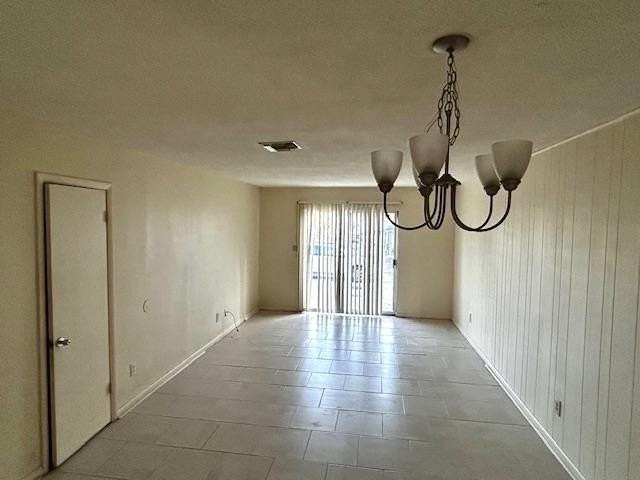 2325 W Pensacola St Apt 102 - Photo 3 of 8