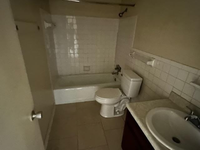 2325 W Pensacola St Apt 102 - Photo 6 of 8