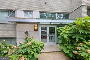 804 Taylor St Nw Apt 403 #403 - Photo 1 of 1