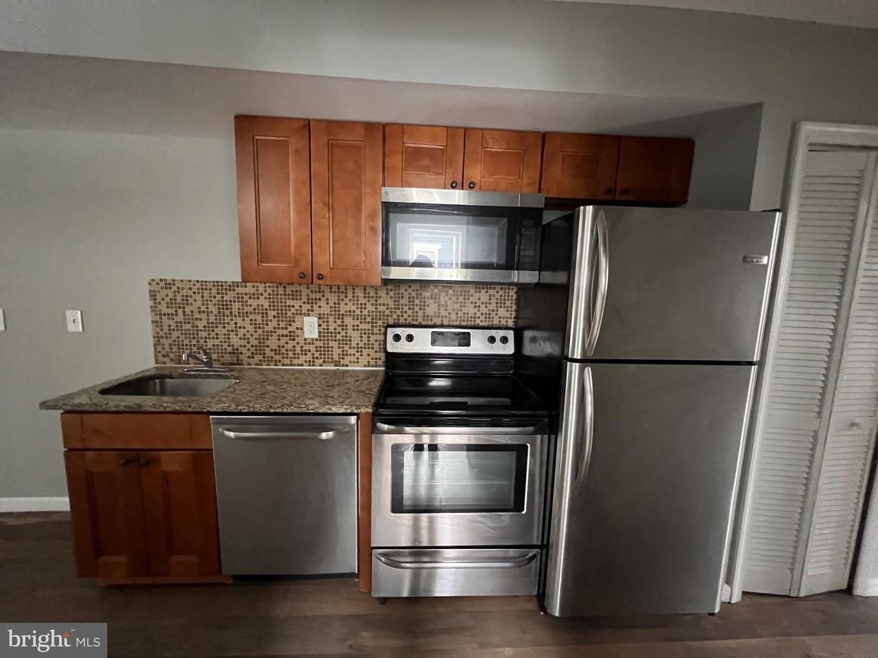 4612 Hillside Rd Se Apt 4 #4 - Photo 2 of 4