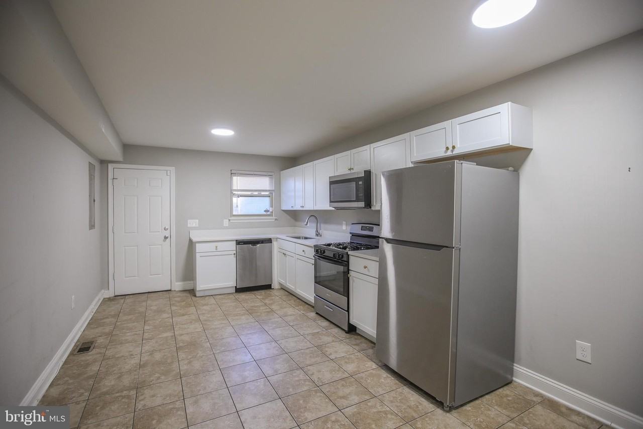 530 North Montford Avenue - Photo 6 of 38