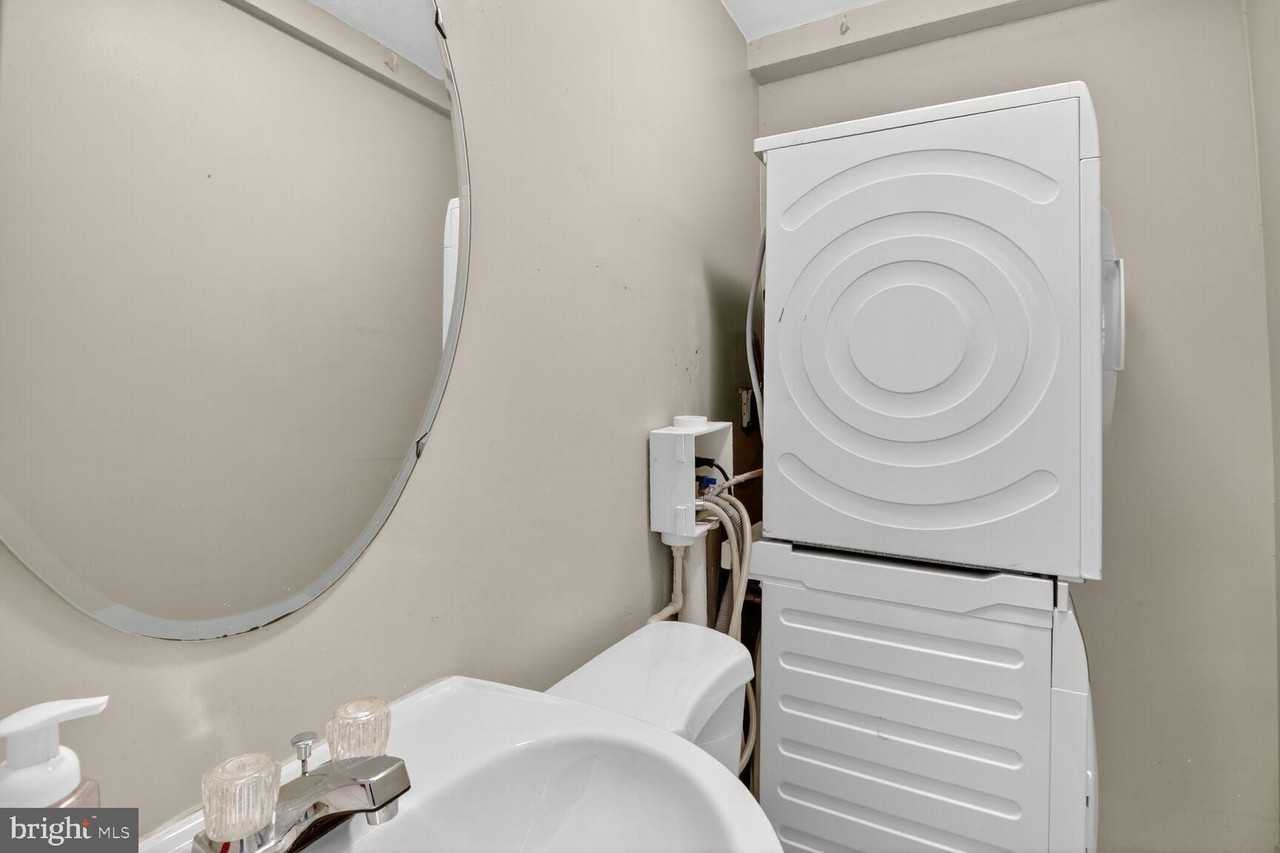 1505 South Hanover Street - Photo 7 of 15