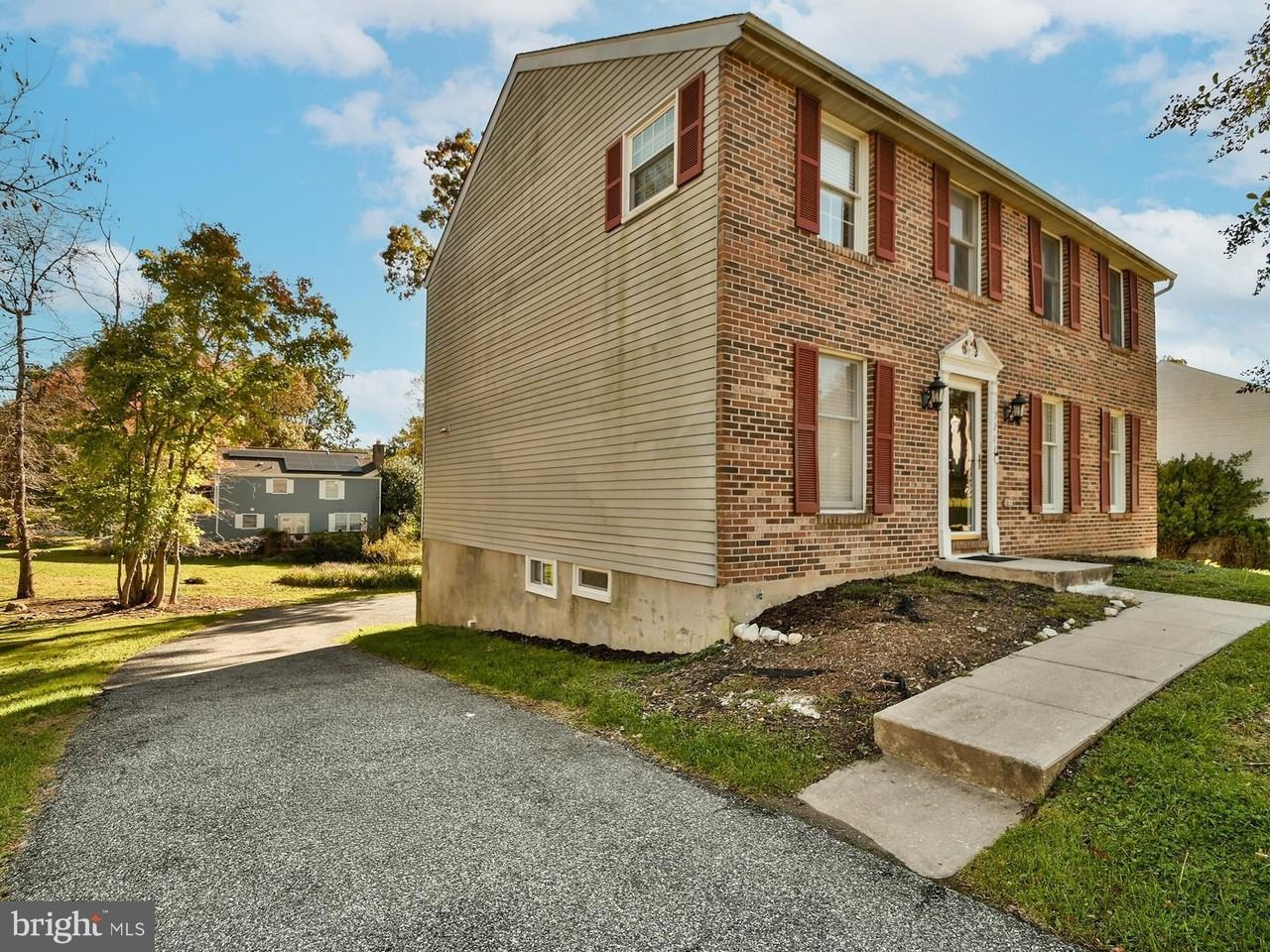 7203 Main Falls Cir - Photo 3 of 50