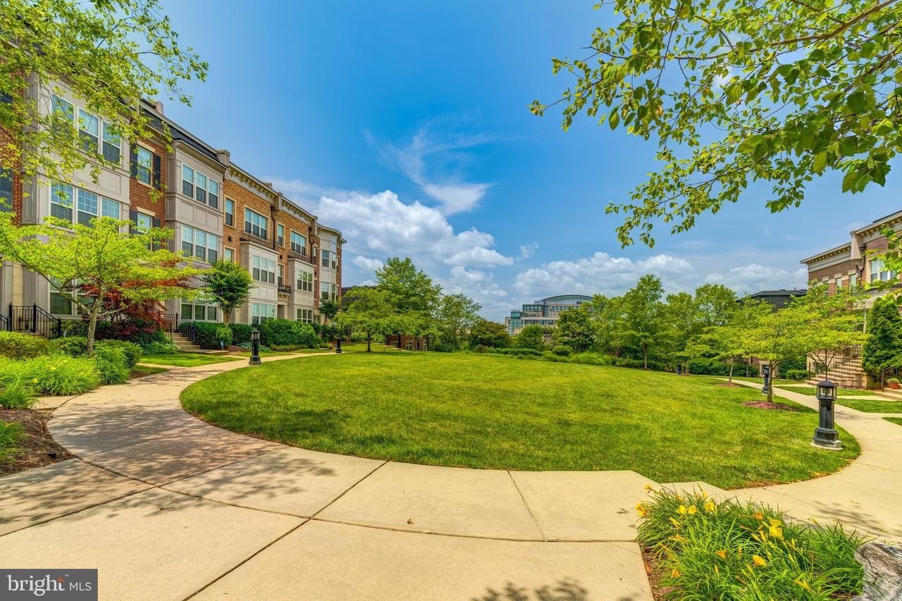 510 Overlook Park Dr Unit 32 #32 - Photo 7 of 50