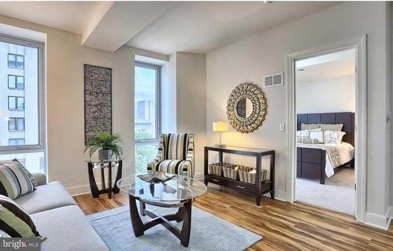 231 State St Apt 802 #802 - Photo 4 of 27