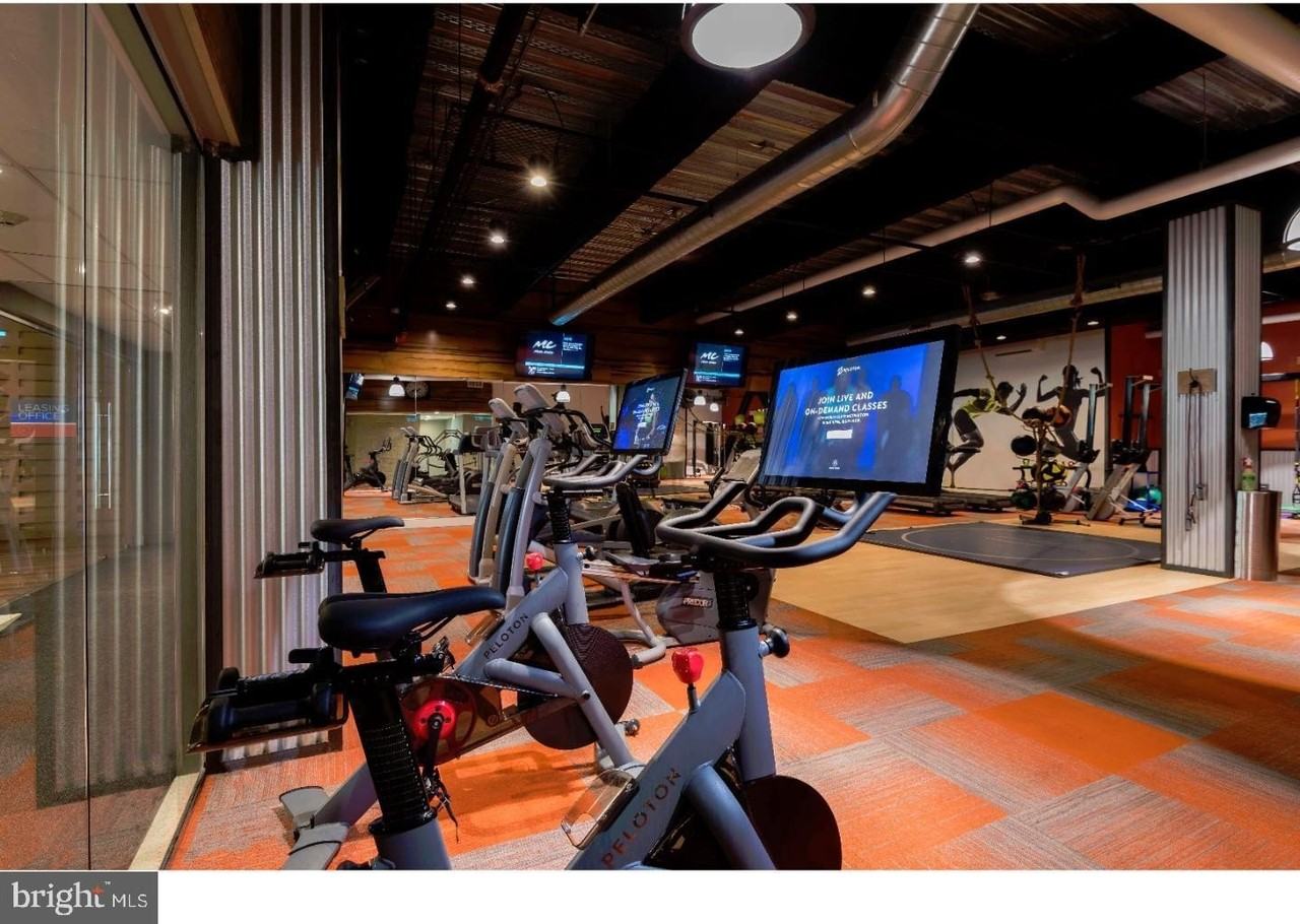 1900 Arch St ## 24 - Photo 3 of 17