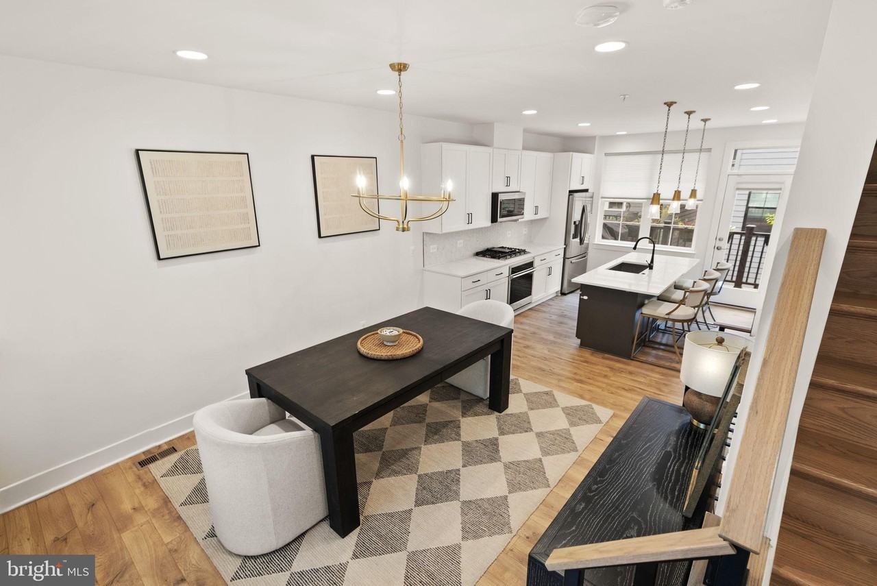 1884 Michael Faraday Dr - Photo 3 of 50