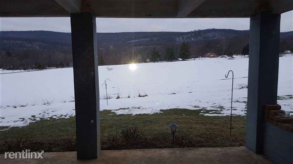 Highpoint Dr - Photo 2 of 9