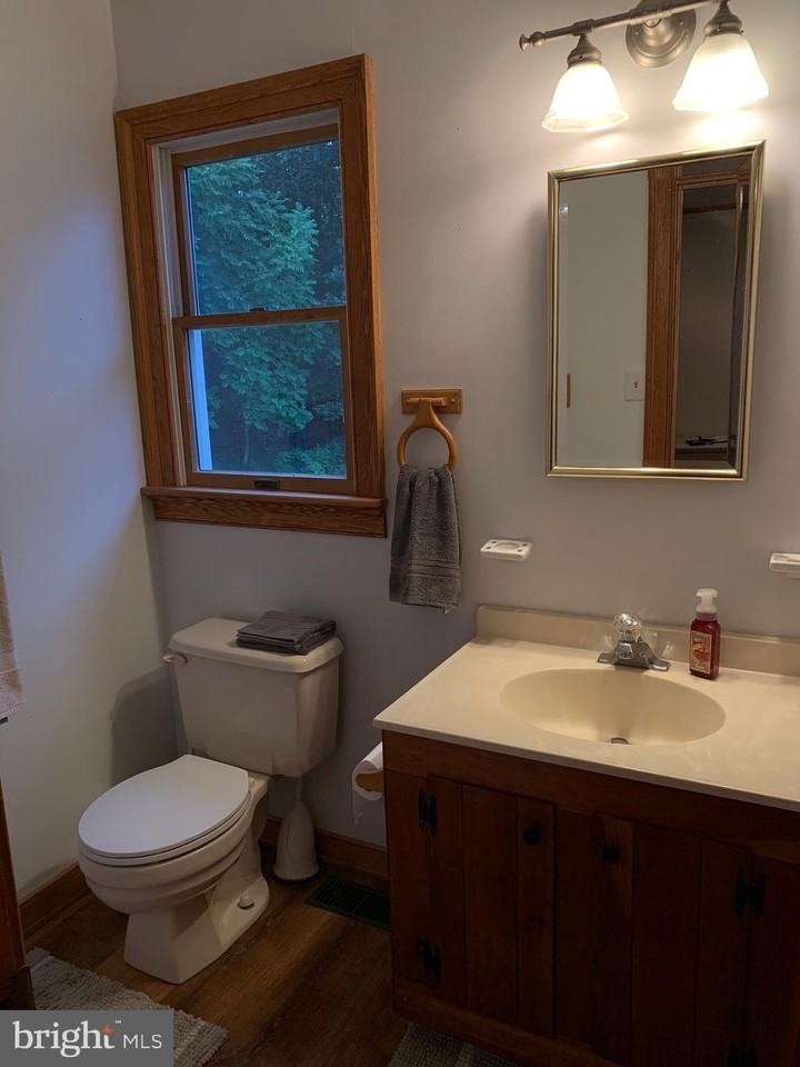 23171 Carters Farm Ln - Photo 7 of 9