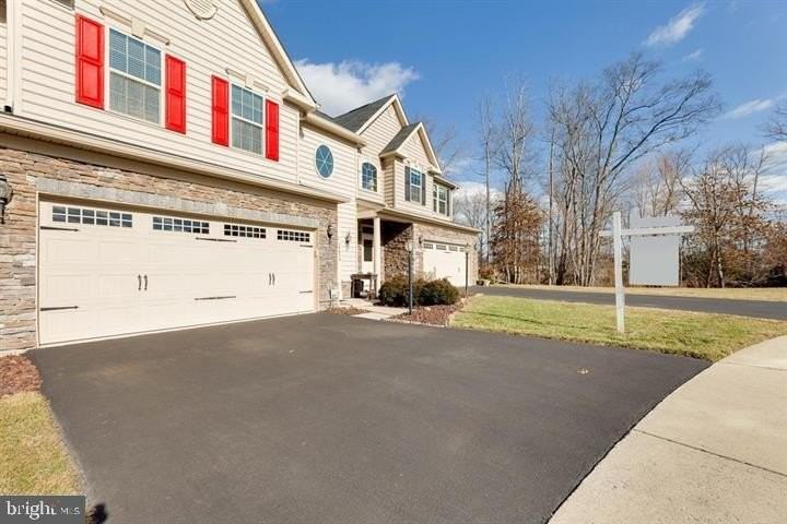 24876 Helms Terrace - Photo 2 of 35