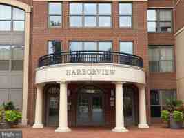 featured image of 485 Harbor Side St