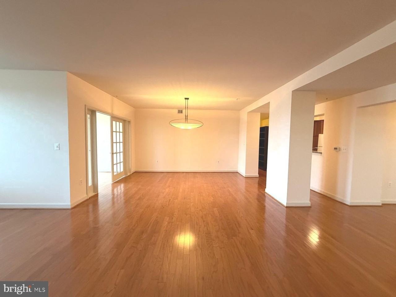 485 Harbor Side St - Photo 4 of 28