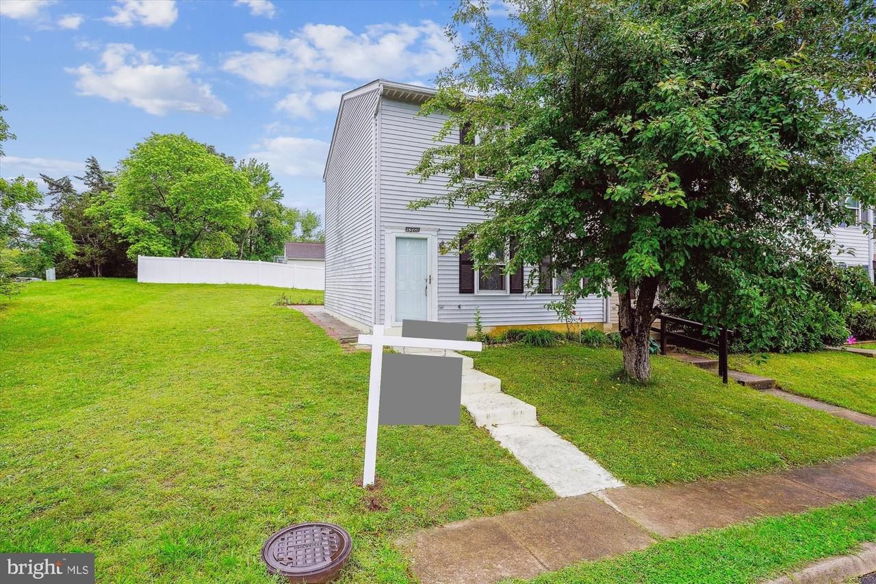 5200 Sweet Gum Terrace - Photo 2 of 20