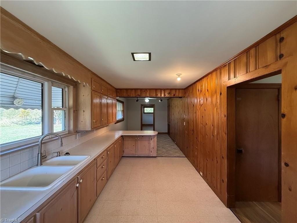 3241 Harper Rd - Photo 7 of 27