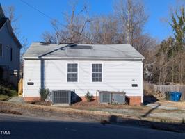 featured image of 609 N Elizabeth St Unit B #B