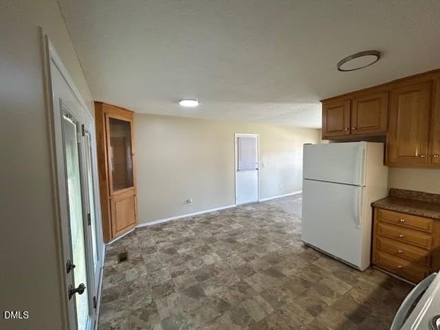 309 Saints St - Photo 5 of 18