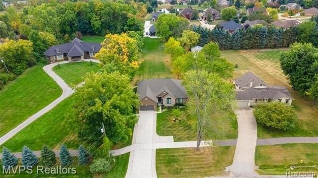 11240 29 Mile Rd - Photo 2 of 50