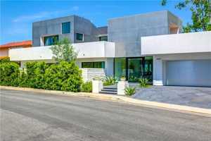 featured image of 9653 Highridge Dr