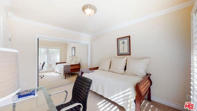 118 S Clark Dr #105 - Photo 2 of 8