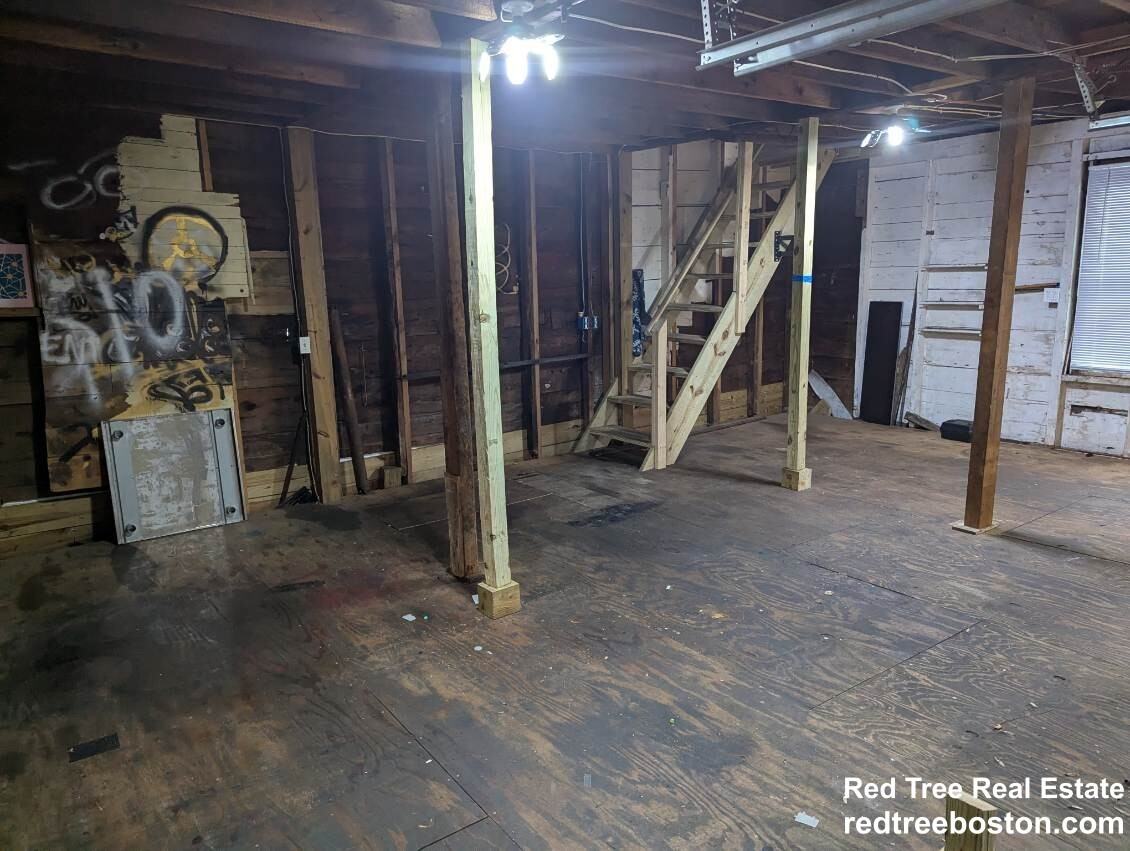 11 Reedsdale St - Photo 7 of 14