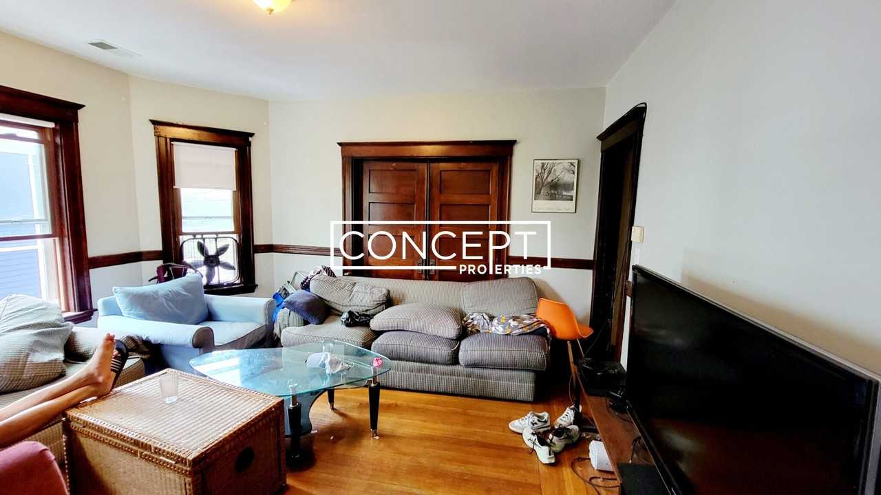 89 Winthrop St #2A - Photo 3 of 22