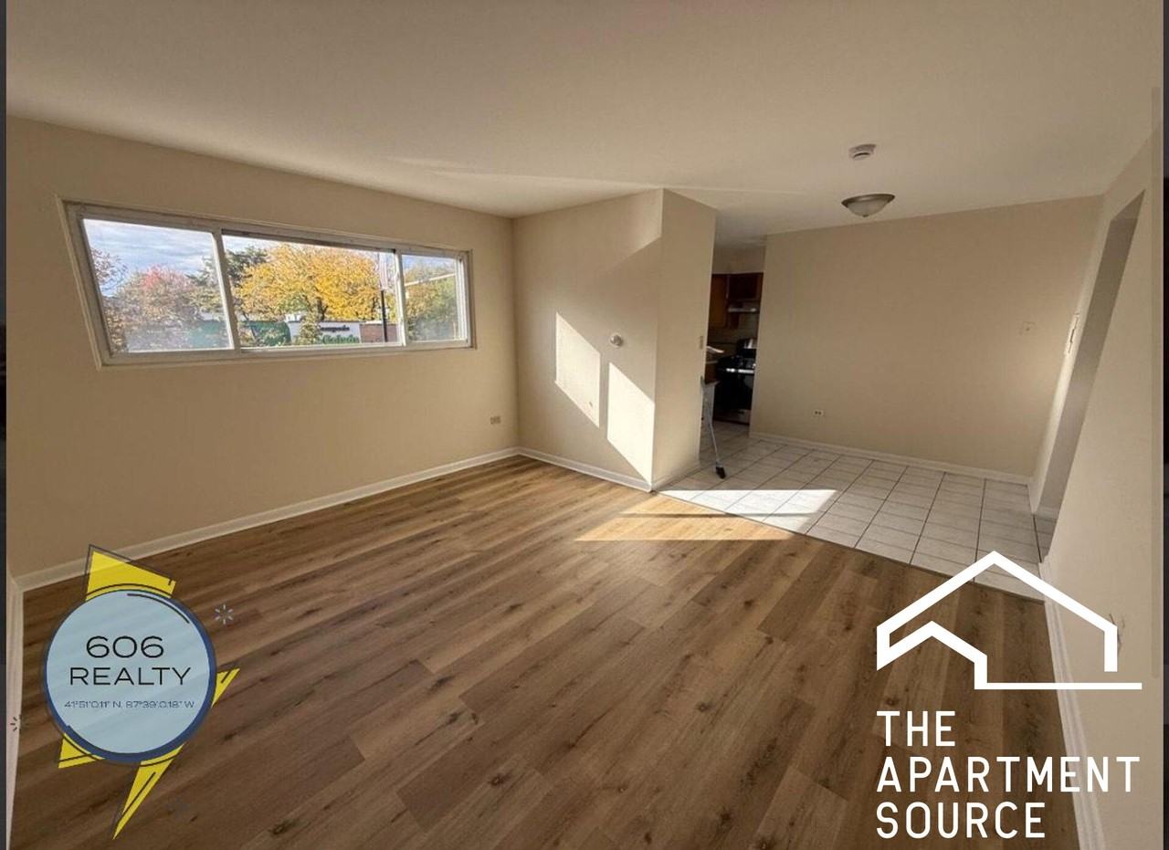 5758 W 35th St #305 - Photo 4 of 10
