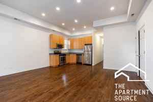 featured image of 2112 N Campbell Ave #1