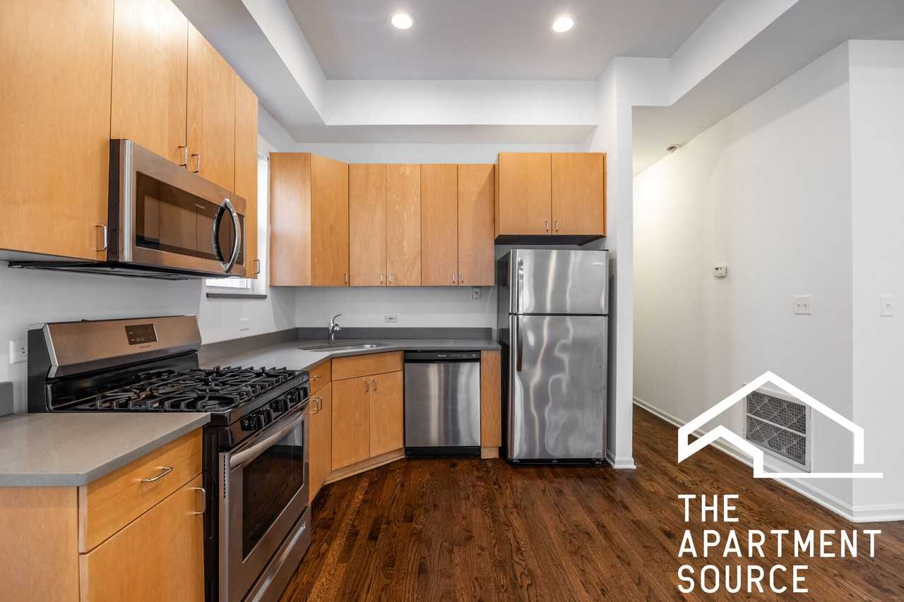 2112 N Campbell Ave #1 - Photo 7 of 24