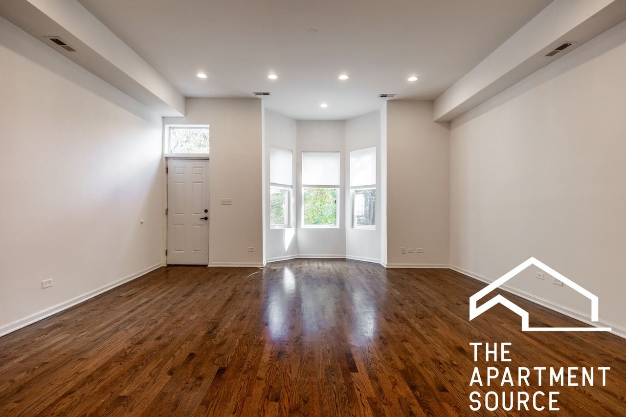 2112 N Campbell Ave #1 - Photo 2 of 24