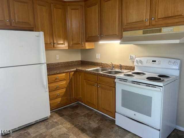 309 Saints St - Photo 6 of 19