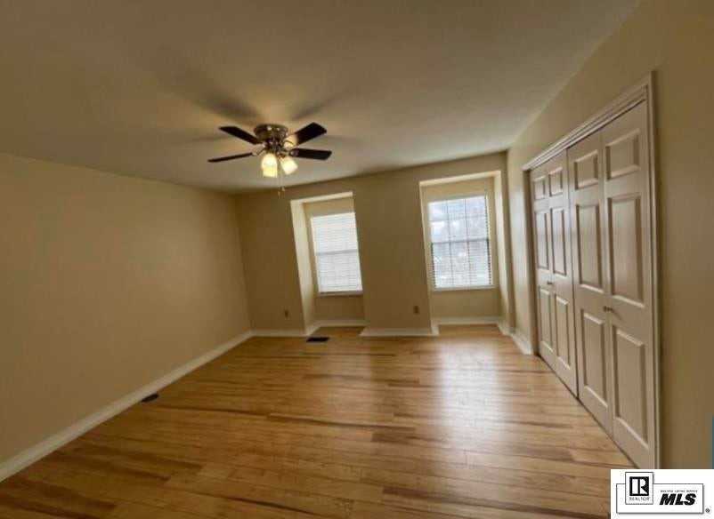 110 Westchase Dr - Photo 5 of 10