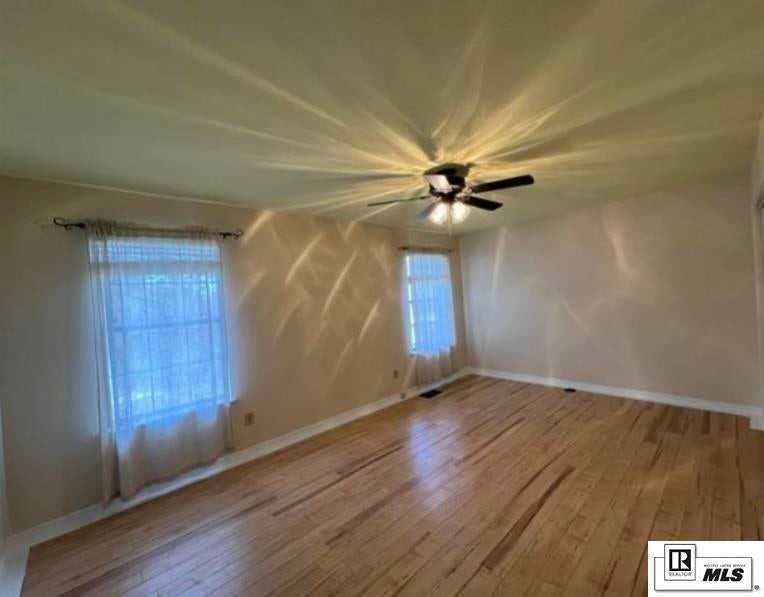 110 Westchase Dr - Photo 7 of 10