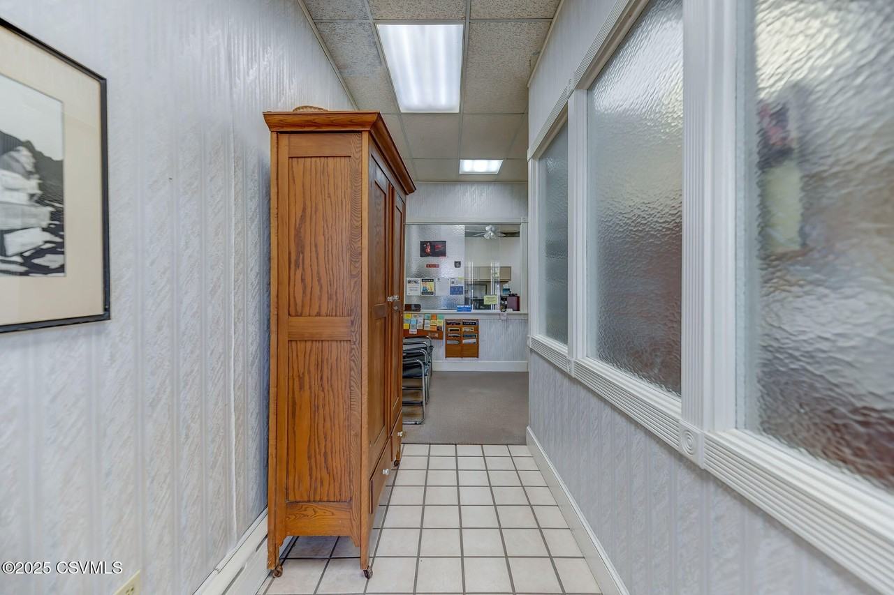 128 W Main St - Photo 5 of 26