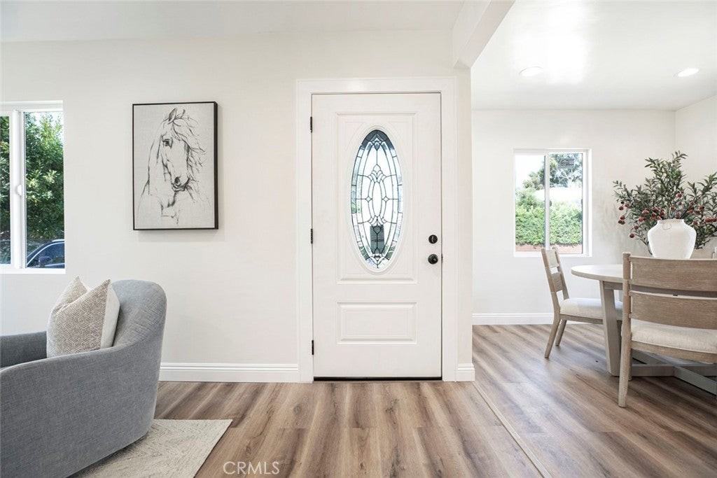 4250 Mcconnell Blvd - Photo 4 of 43