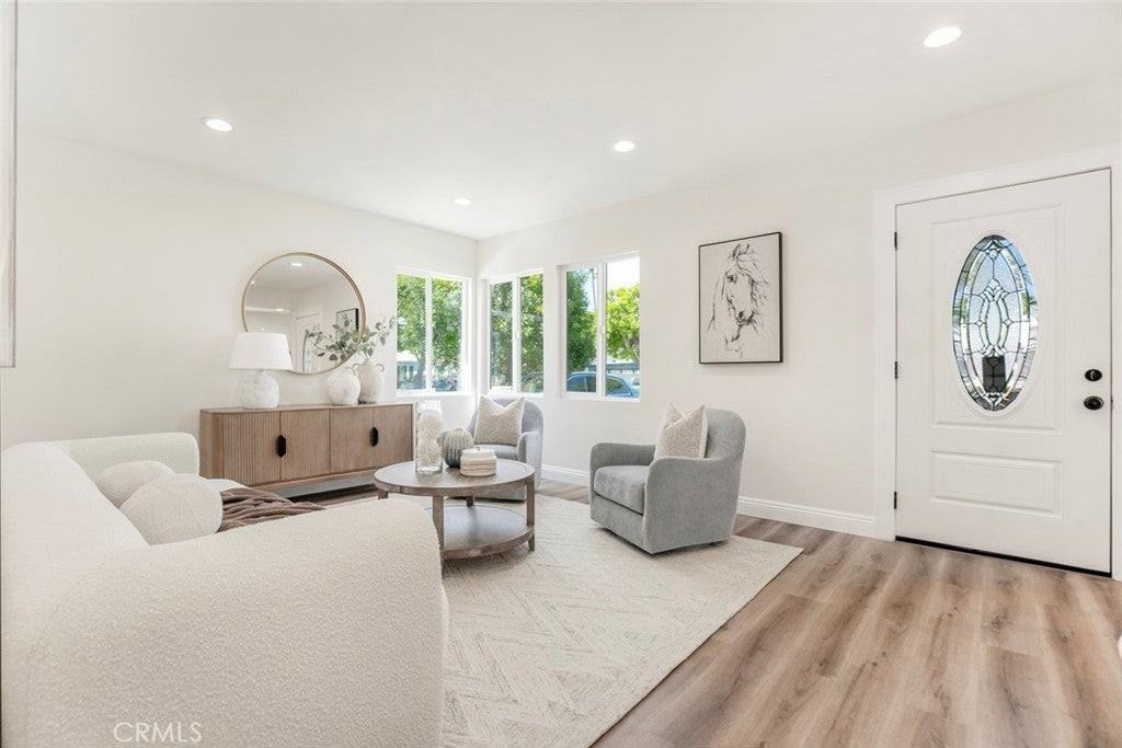 4250 Mcconnell Blvd - Photo 7 of 43