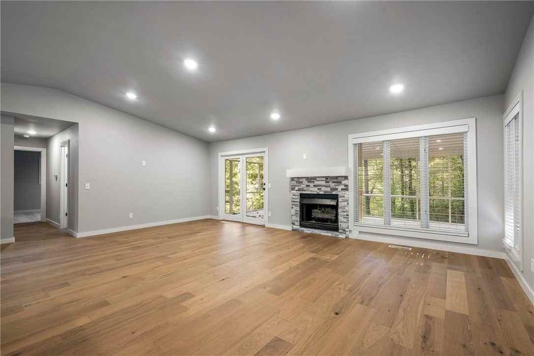 6 Erith Ln - Photo 5 of 25