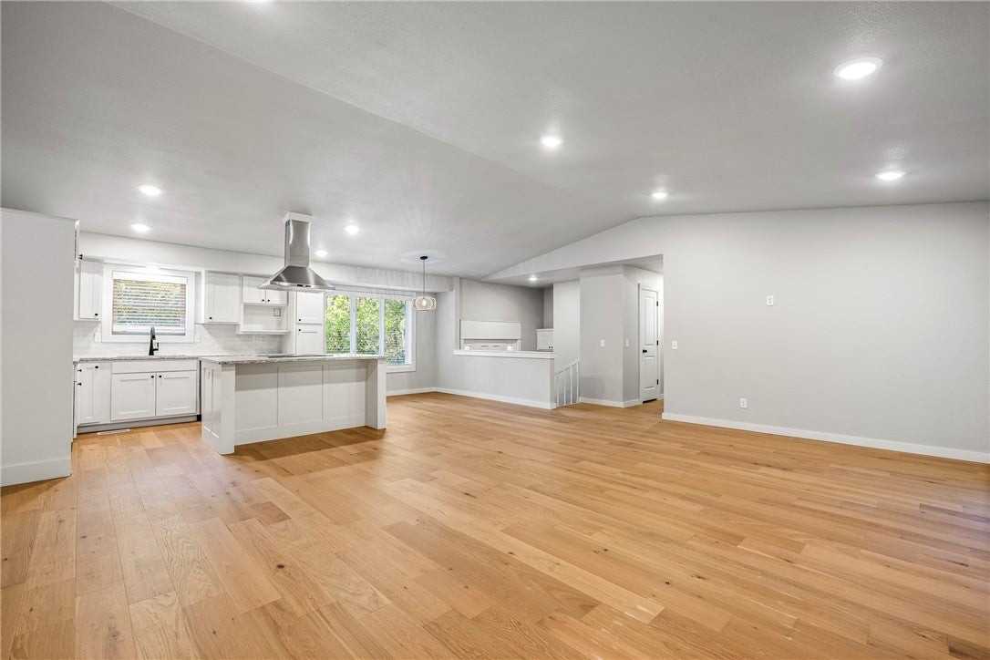 6 Erith Ln - Photo 7 of 25