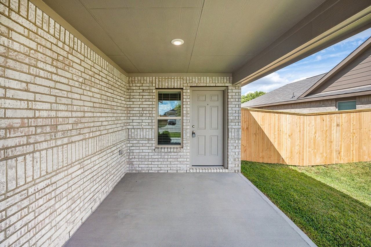 1118 Millers Pass - Photo 3 of 20
