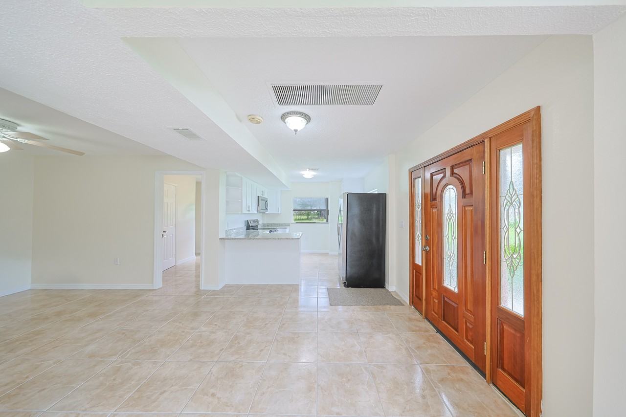 2417 South 66th Street - Photo 6 of 30