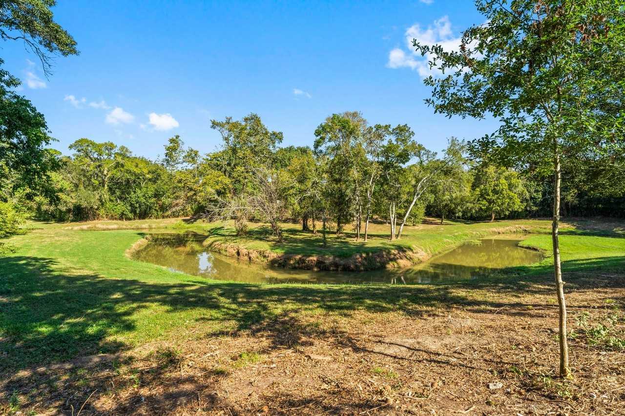 71 Hideaway Dr - Photo 4 of 35