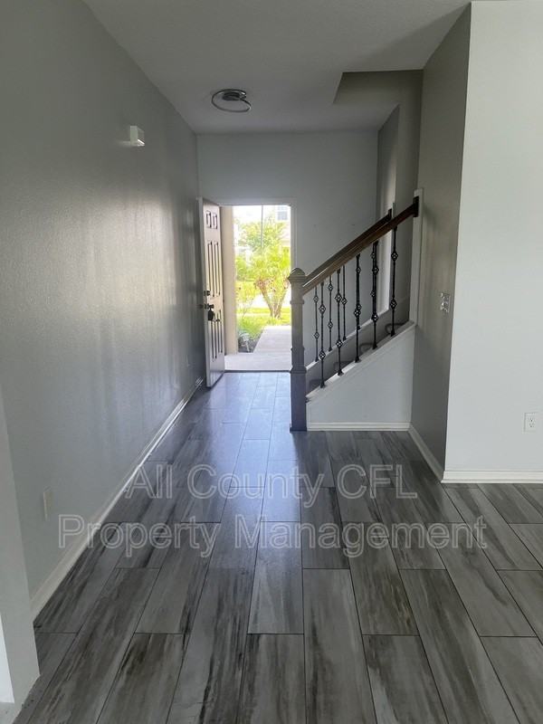 3920 Saltmarsh Loop - Photo 3 of 29