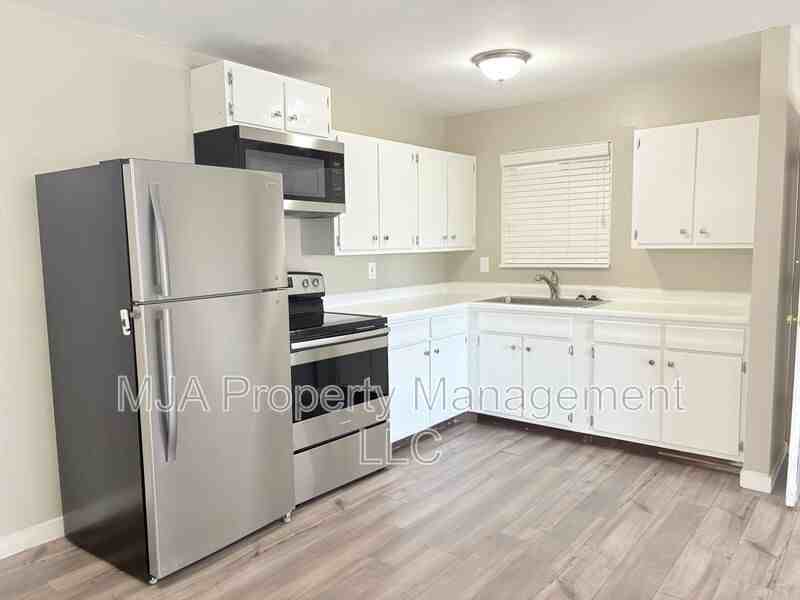 2640 Westsouth #07 - Photo 2 of 13