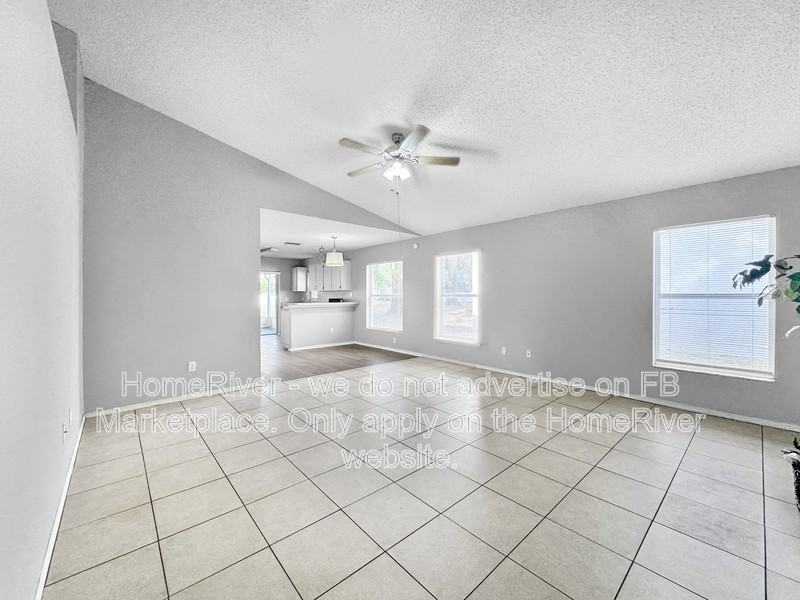 9824 Morris Glen Way - Photo 5 of 24