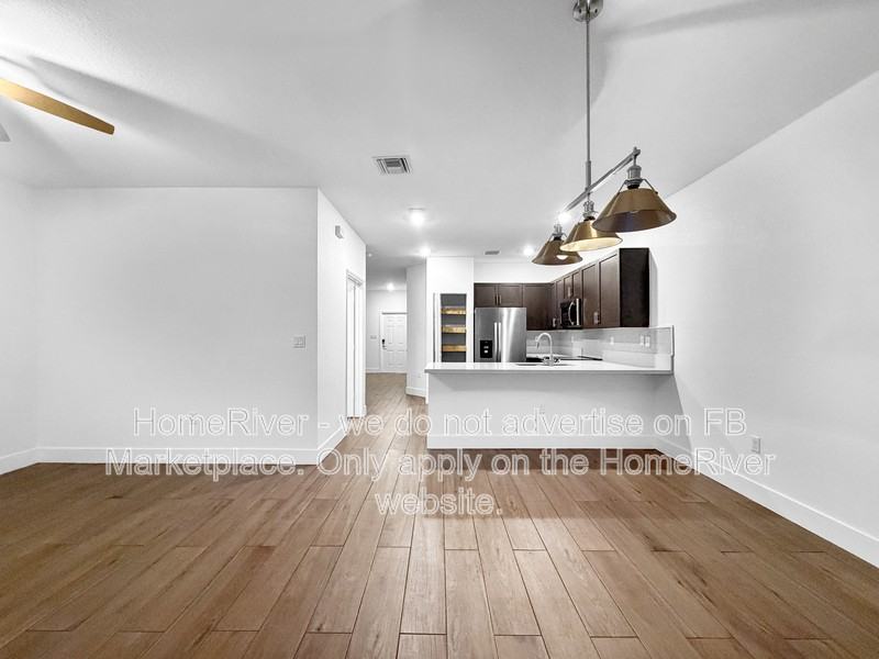 4676 Caspian Way - Photo 3 of 21