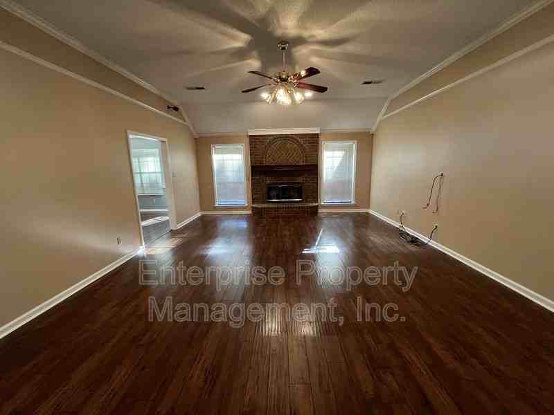 384 Walnut Trace Dr - Photo 4 of 28