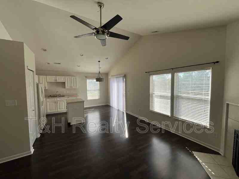 13410 White Granite Dr #600 - Photo 4 of 16