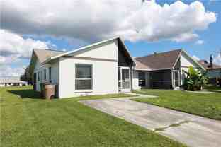 1733 Ne 7th Pl - Photo 1 of 1