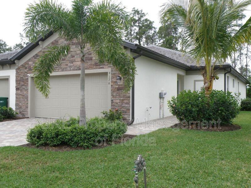 9176 Glenforest Dr - Photo 2 of 22