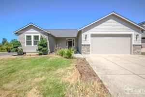 featured image of 10800 Northeast 104th Circle