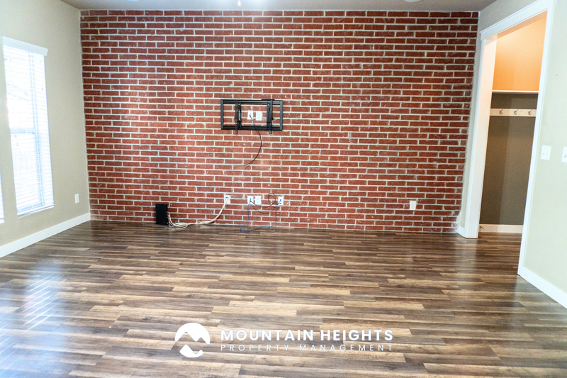 858 Cecina Court - Photo 5 of 26